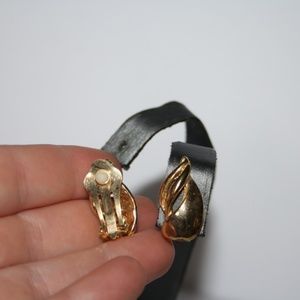 Vintage Jewelry - Vintage gold earrings Vintage Jewelry - Vintage gold earrings